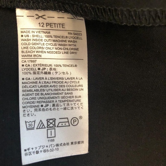 Banana Republic black dress with waist tie and unique bottom - Picture 8 of 12